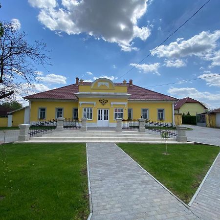 Kuria Vendeghaz Hotel Poroszló Екстериор снимка