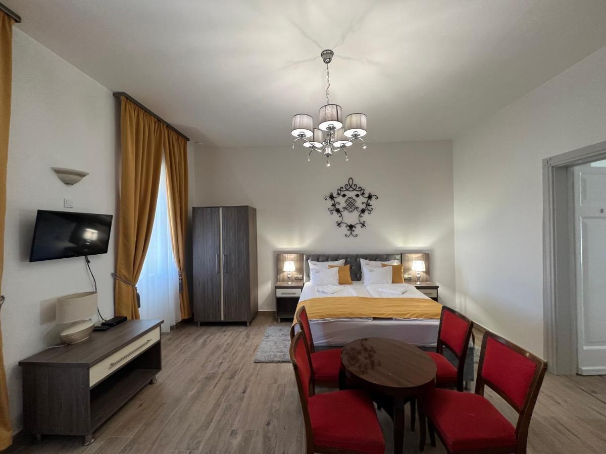 Kuria Vendeghaz Hotel Poroszló Екстериор снимка